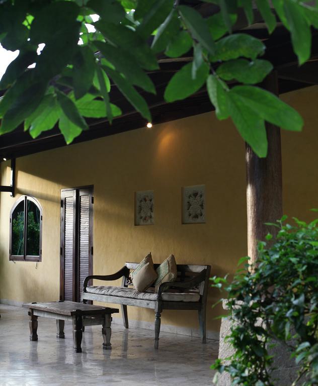Lalu * Seminyak (Bali)